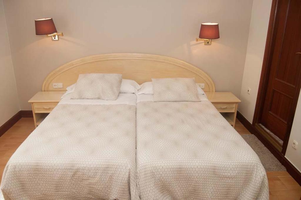 Hotel La Ronda Castro Urdiales Cameră foto